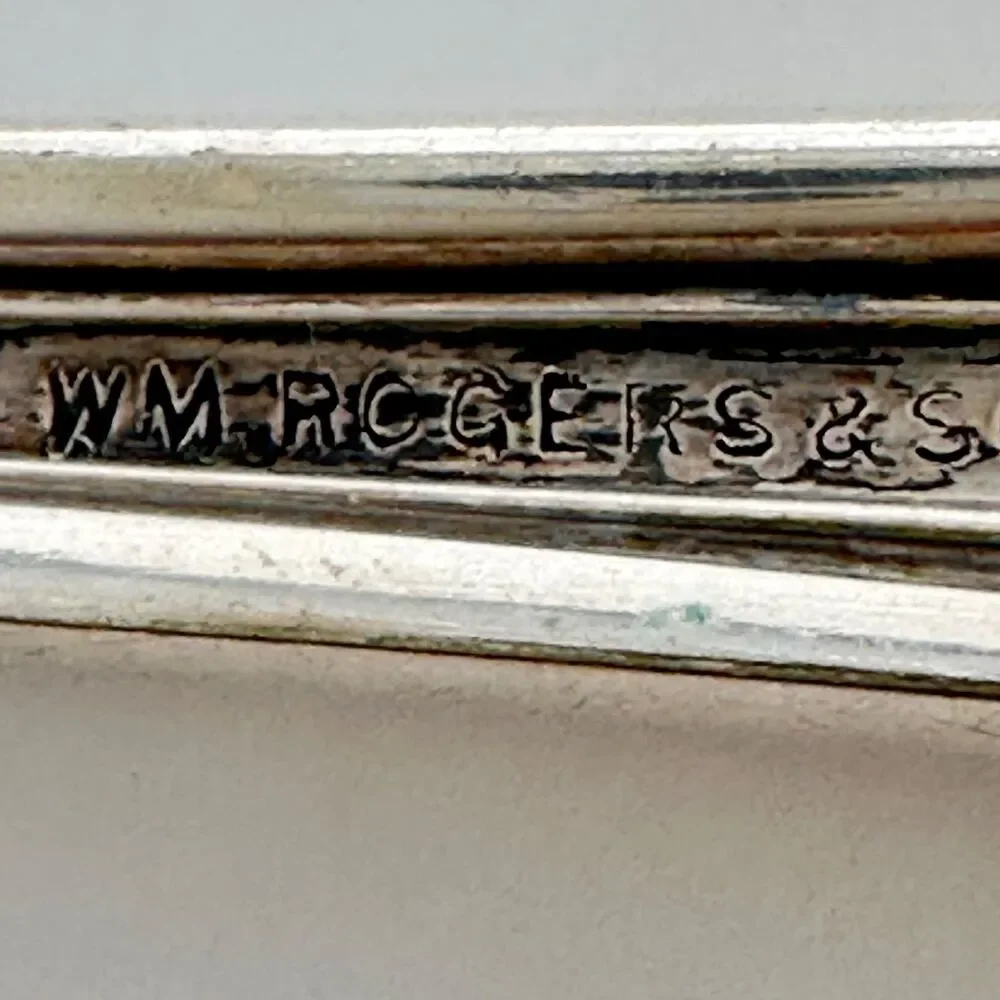 Wm Rogers & Son AA Silverplate Fair Oak Berry Serving Fork Antique 1913 Flatware